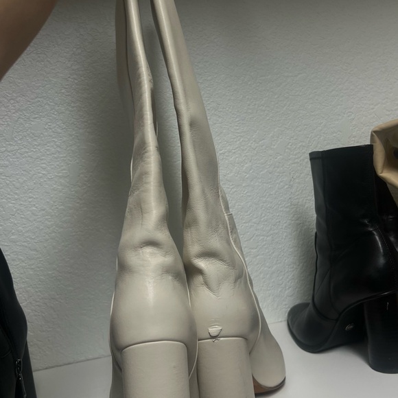 Toral boot off white size 37 barely worn - Picture 5 of 9